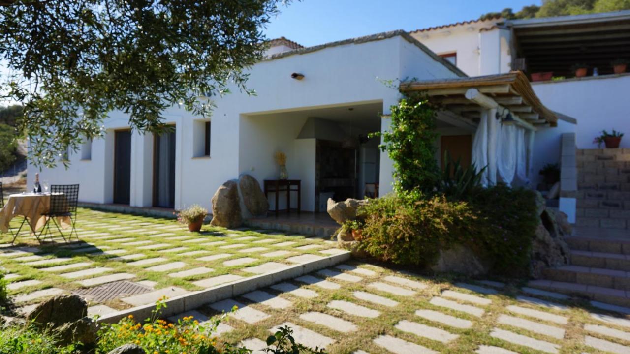 Li Petri Manni Bed & Breakfast Olbia Bagian luar foto