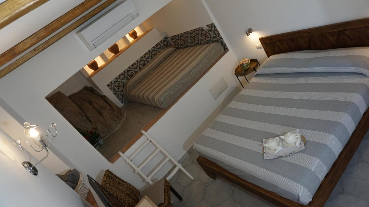 Li Petri Manni Bed & Breakfast Olbia Bagian luar foto
