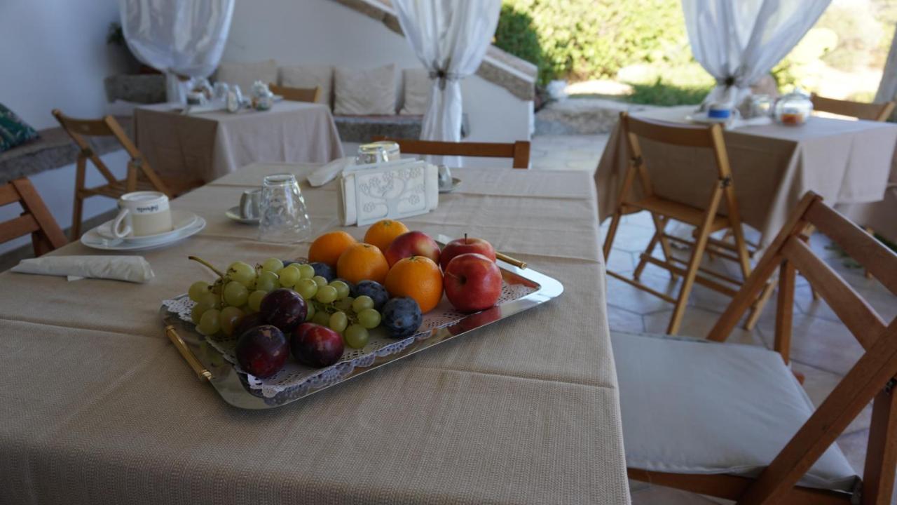 Li Petri Manni Bed & Breakfast Olbia Bagian luar foto