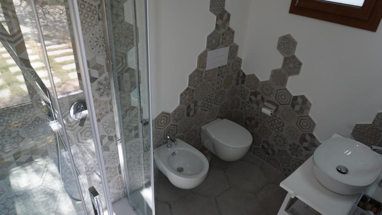 Li Petri Manni Bed & Breakfast Olbia Bagian luar foto